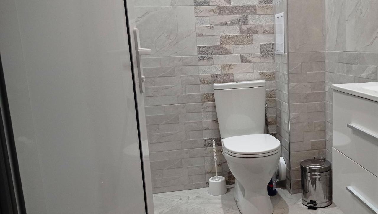 Apartment Sea Holidays Burgas Esterno foto